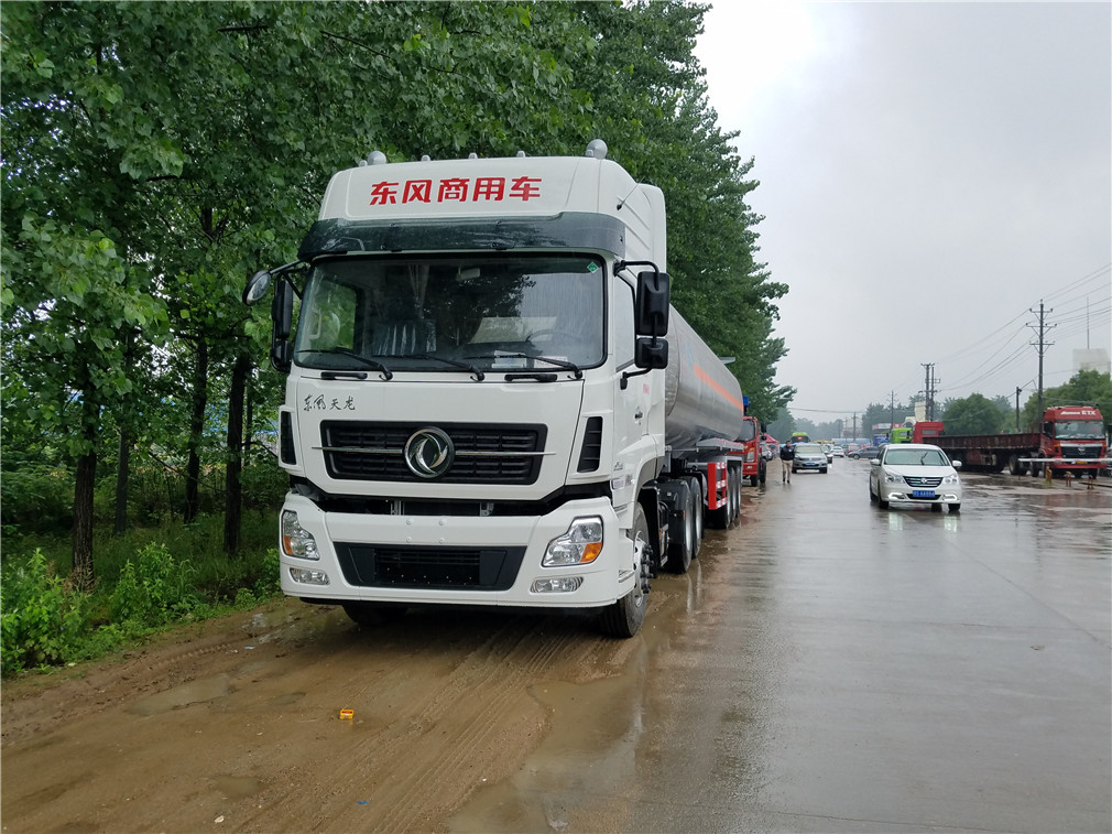 Dongfeng Tianlong 3-осный [42 кубических метров] алюминиевый сплав топливозаправщик полуприцеп