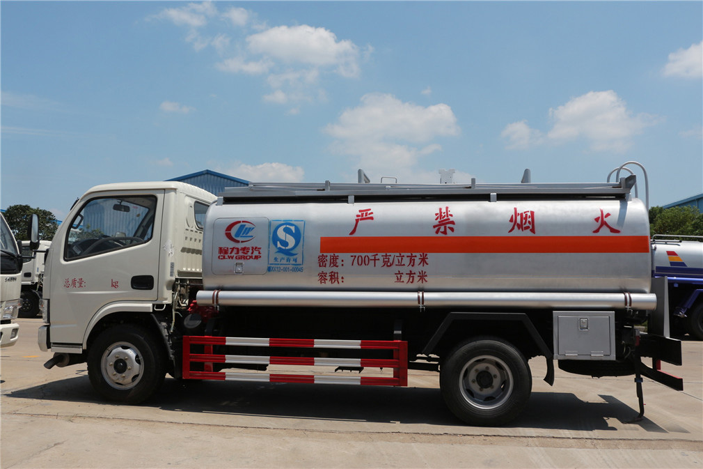 Донгфенг Маленькая Долихка [5 кубических] топливозаправщик