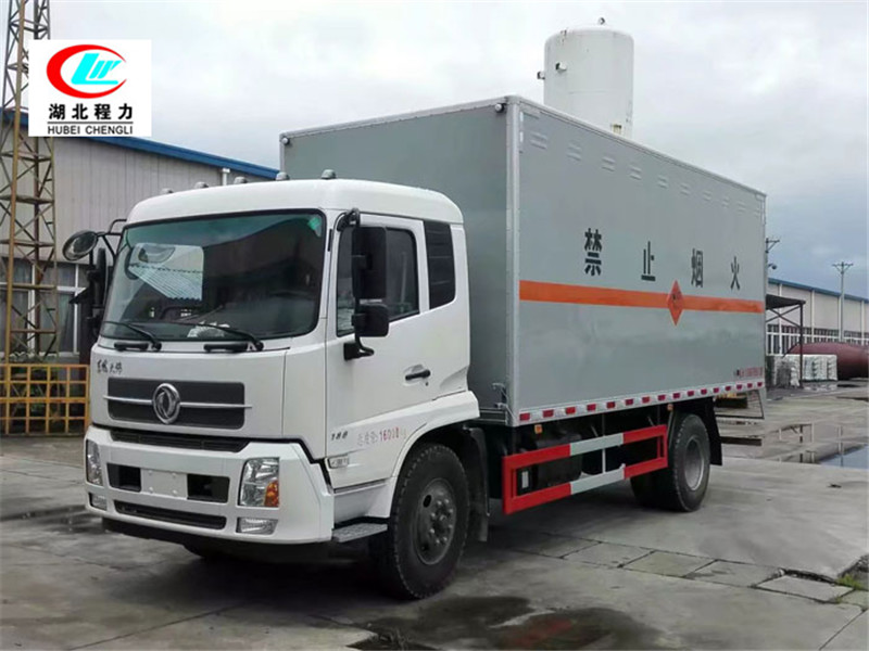 Dongfeng Tianjin 6,2-метровый цистерновый транспорт для горючих газов [класс II]
