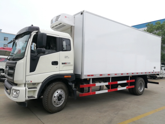 (Длина: 6.8 метра) Foton Rivo рефрижераторный грузовик