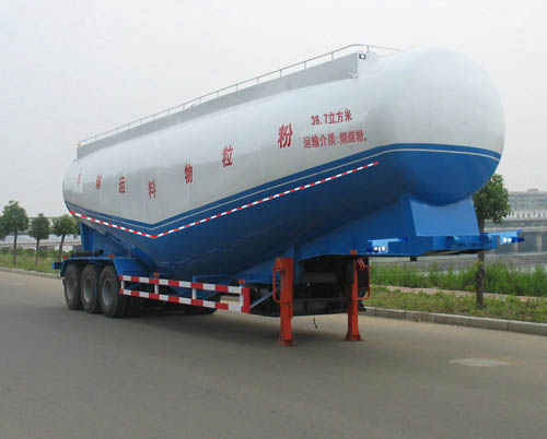 Dongfeng Tianlong Грузовик для цемента