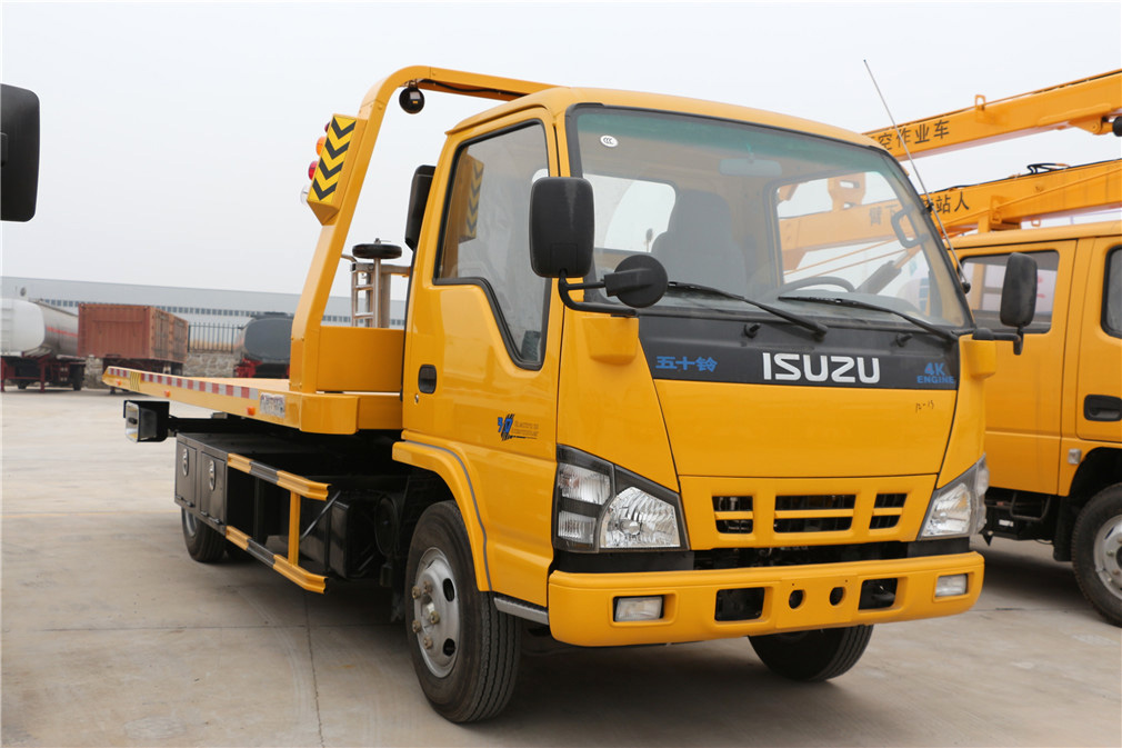【Один против двух】 Isuzu экстренная clearance vehicle
