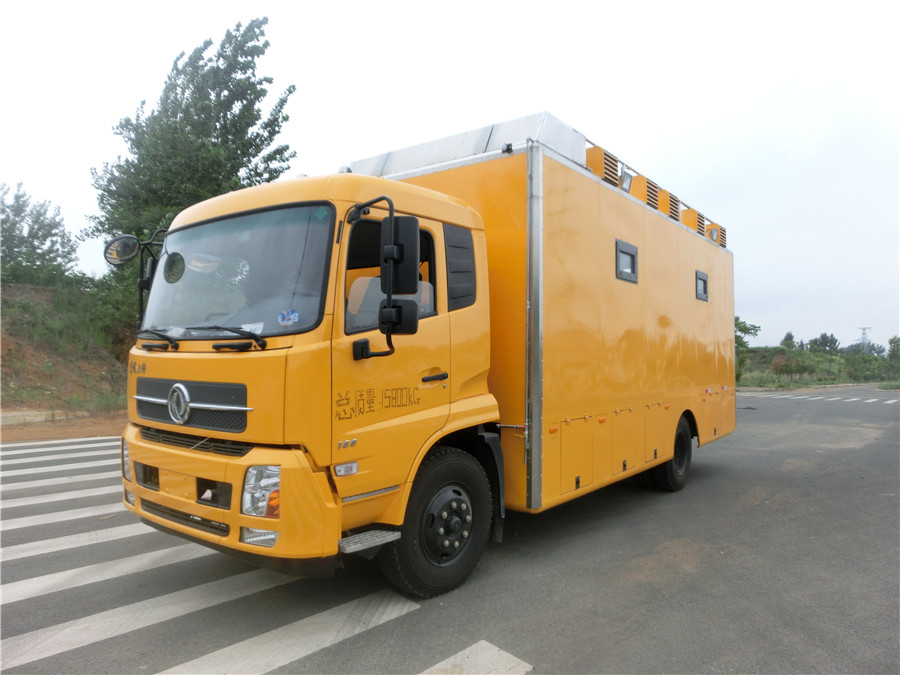 (Длина вагона: 6.4 метра) Питейный вагон типа 60 компании Dongfeng Tianjin