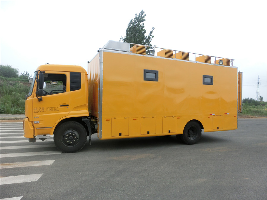 (Длина вагона: 6.4 метра) Питейный вагон типа 60 компании Dongfeng Tianjin