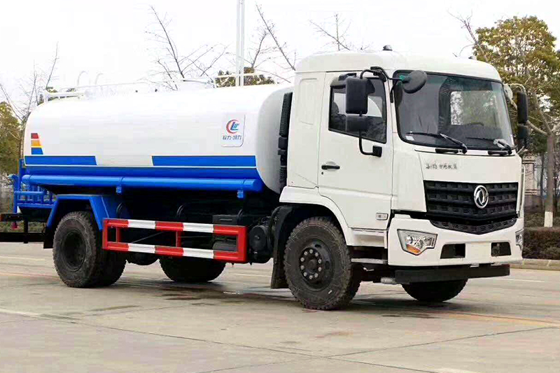 Dongfeng D3 Vehicle for watering (14.5 cubic capacity)