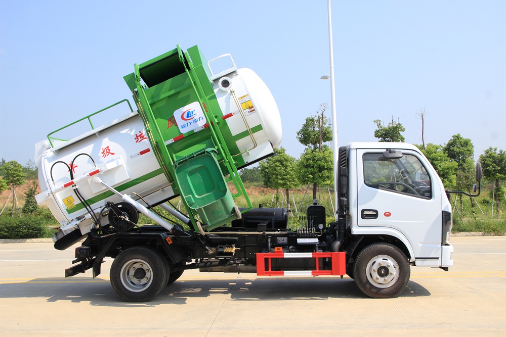 【4.5 Unit】 Dongfeng D6 Kitchen Waste Collection Vehicle
