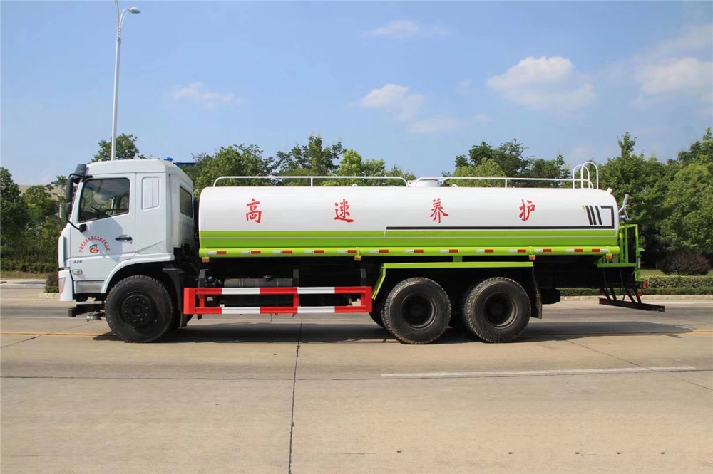 [20 куб.] Dongfeng нижняя установка заднего двойного осевого водяного цистерны