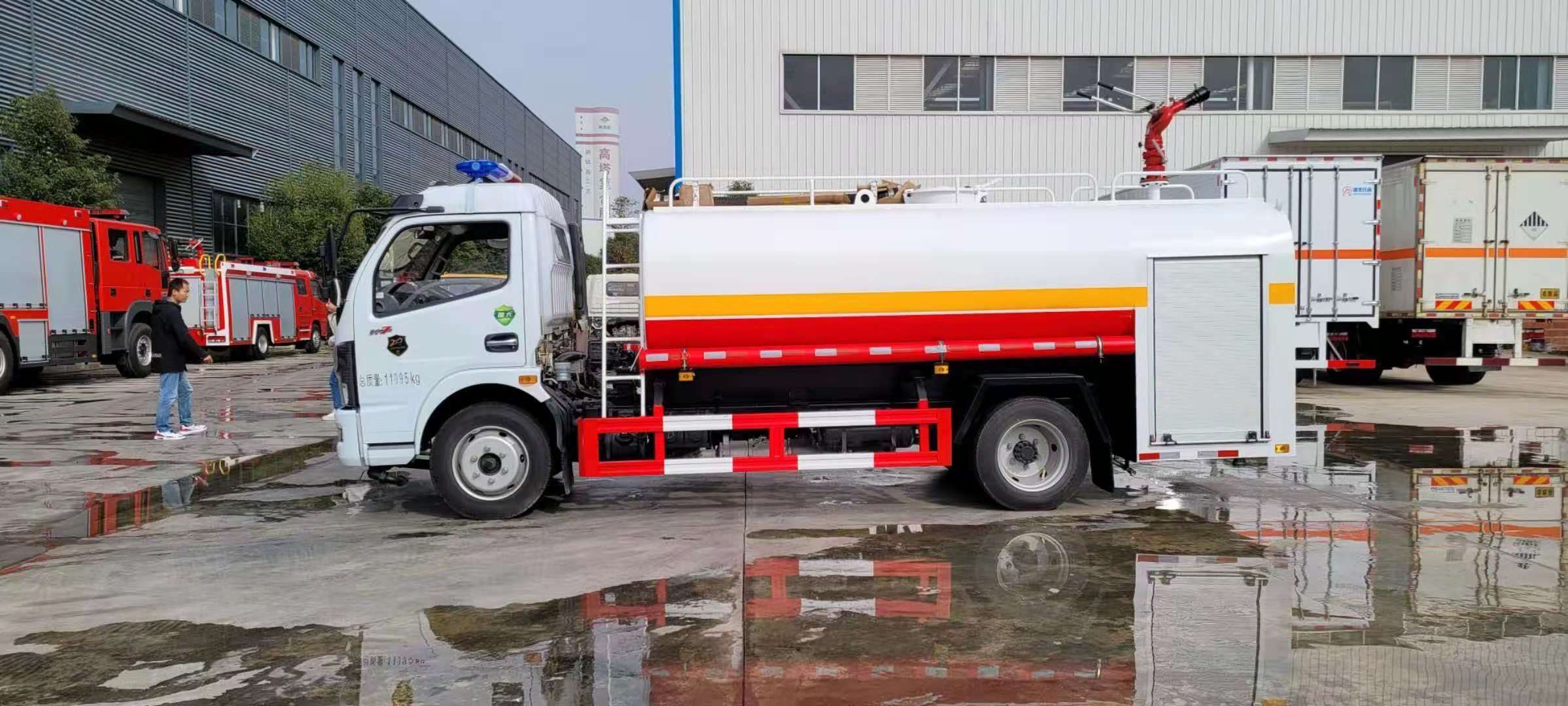 东风多利卡 8-тонный пожарный автомобиль