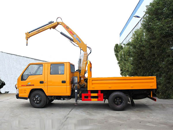 Цянлинг двойная строка 2-тонный телескопический кран XCMG на автомобильном шасси