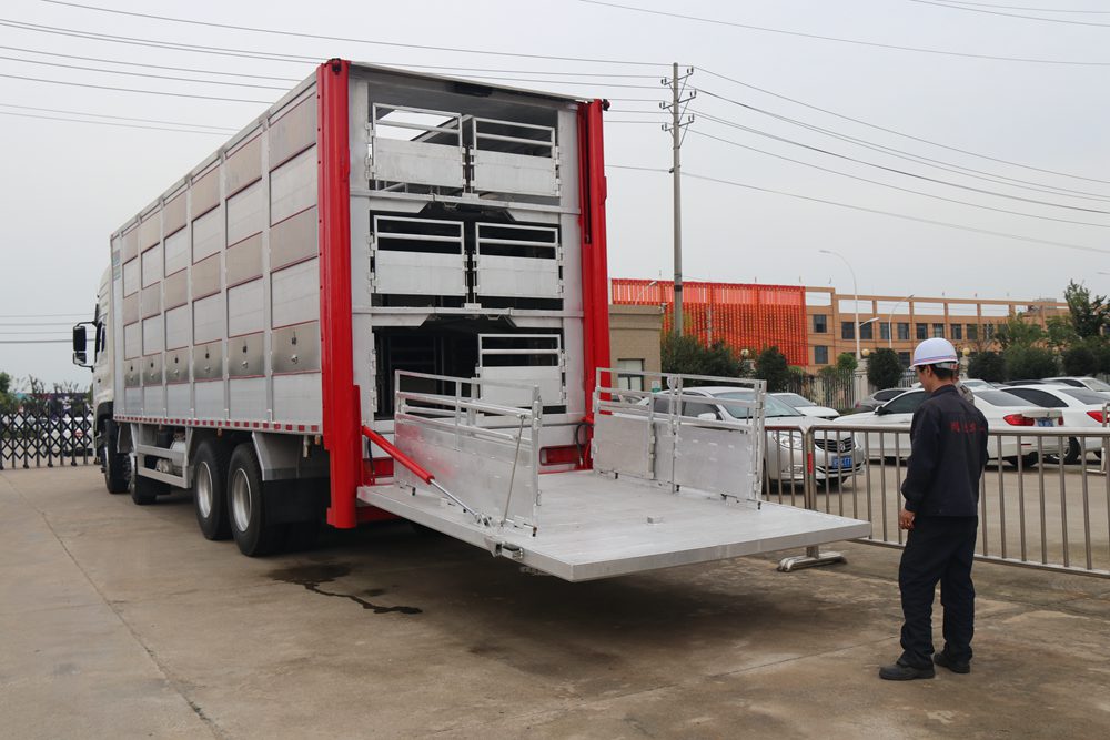 Dongfeng Tianlong VL Пятое поколение отечественный стандарт алюминиевый сплав животноводческий транспортное средство