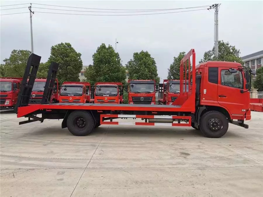 Dongfeng Tianjin 6.2-метровый длиннобазный платформенный транспортный vehicle