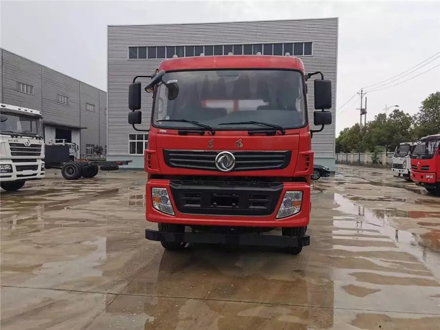 Dongfeng Задний двойной мост платформенный грузовик