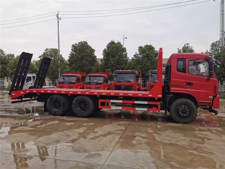 Dongfeng Задний двойной мост платформенный грузовик