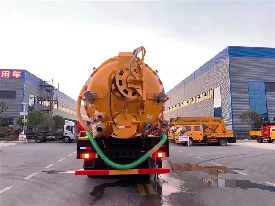 автомобиль для чистки и всасывания сточных вод Tianlonghao Двойной мост 20 тонн
