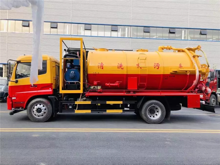 Dongfeng 14 Тип Fazheng Jinyi 210-сильный очиститель и мусорососательная машина