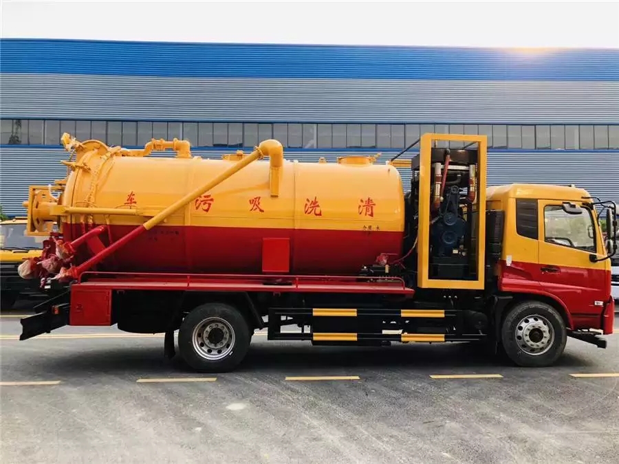 Dongfeng 14 Тип Fazheng Jinyi 210-сильный очиститель и мусорососательная машина