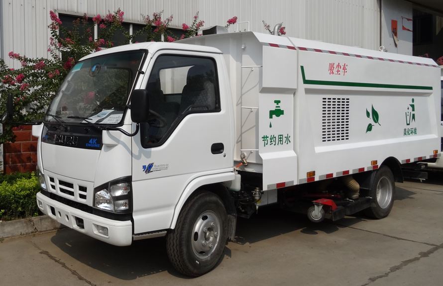 Маленькая пылесосная машина Isuzu