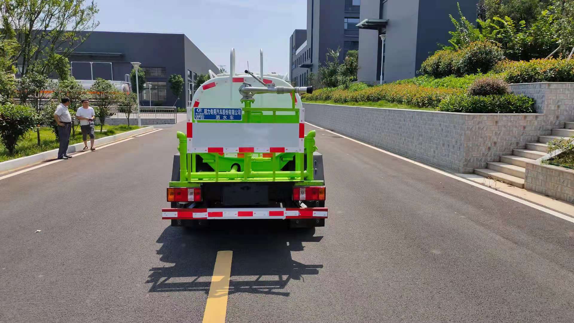 Futian 3-тонный водовоз