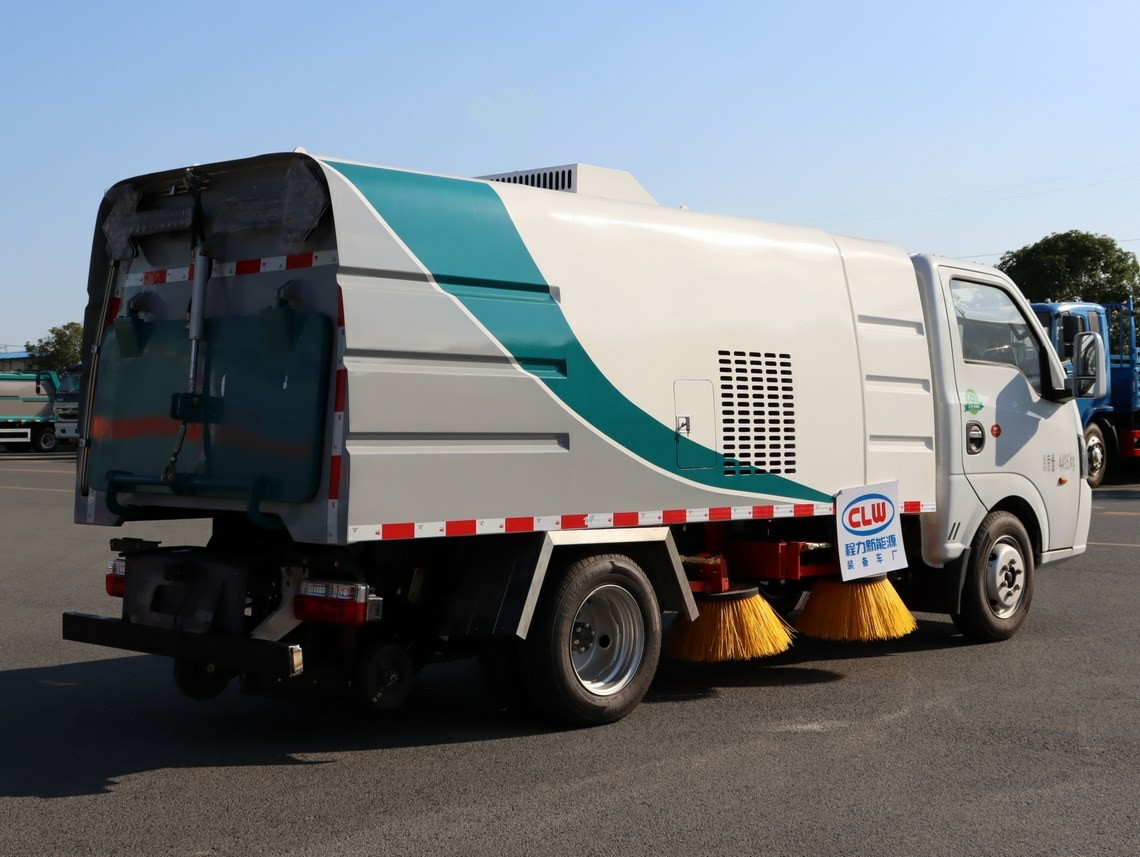 Электрическая чистящая машина Dongfeng Tu Yi
