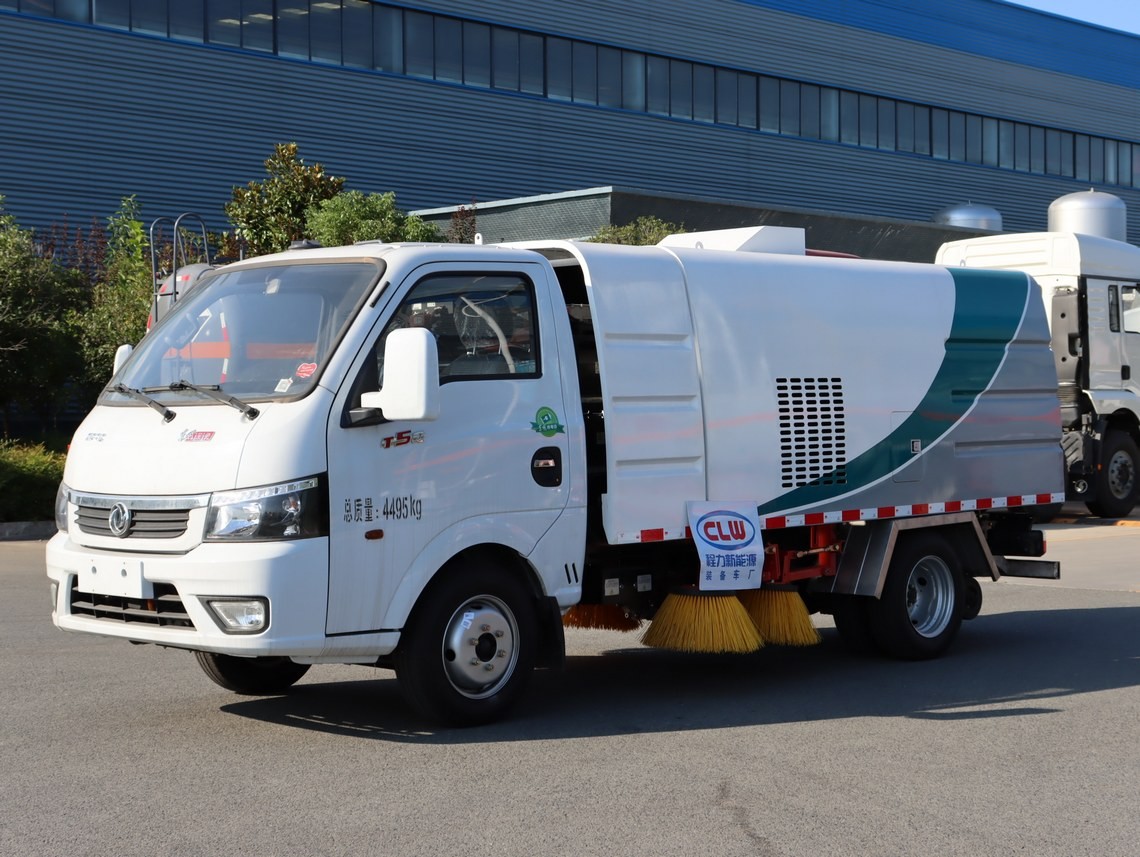 Электрическая чистящая машина Dongfeng Tu Yi