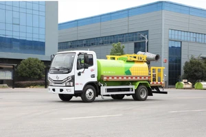 Chengli (CHENGLI) Overseas C5 Series Water Sprinkler Truck, 5 Cubic Meters