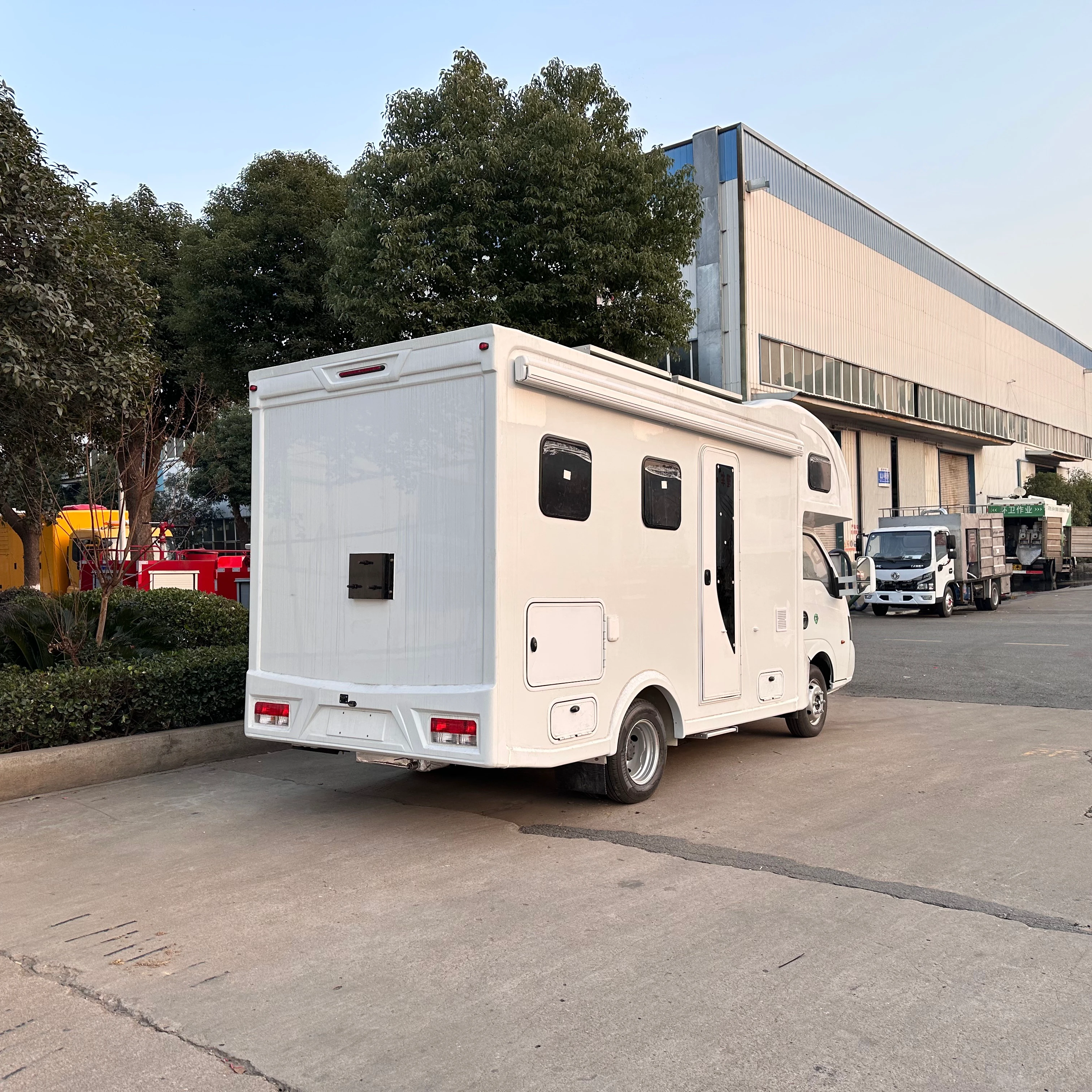 Прямые продажи от производителя - фургон для путешествий Dongfeng Tu Yi