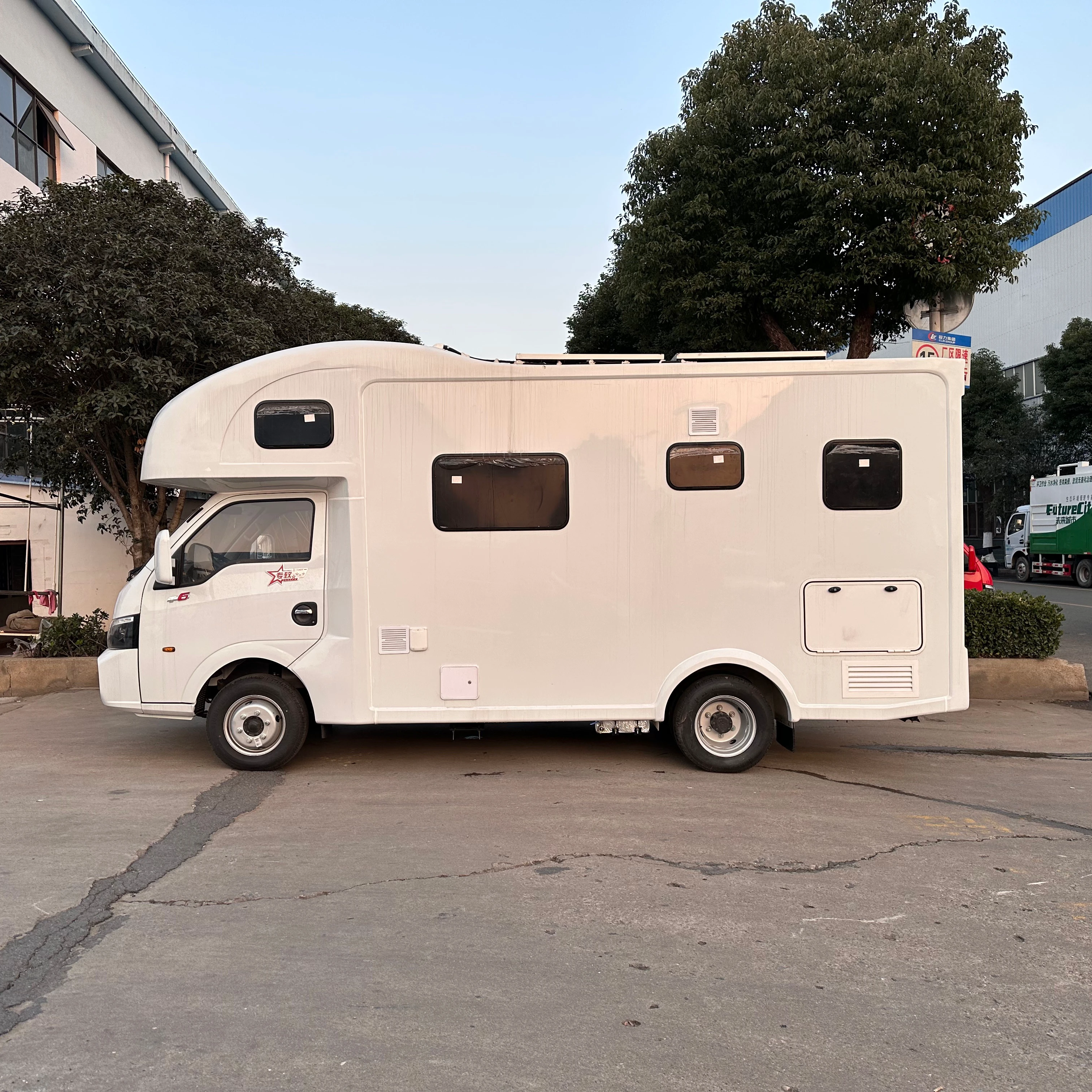 Прямые продажи от производителя - фургон для путешествий Dongfeng Tu Yi