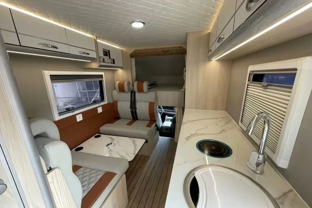 Чан'an Хантер Длинный Радиус Гибрид Полный Привод Пикап RV
