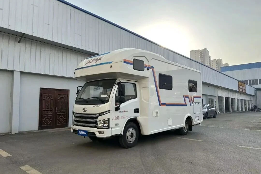 SAIC Yujian S100 мобильный тип продажи прицепа для отдыха [средний вход]